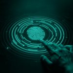 Tecnología de HMS para el control del gasto sanitario mediante automatización, analítica de datos y toma de decisiones en salud.